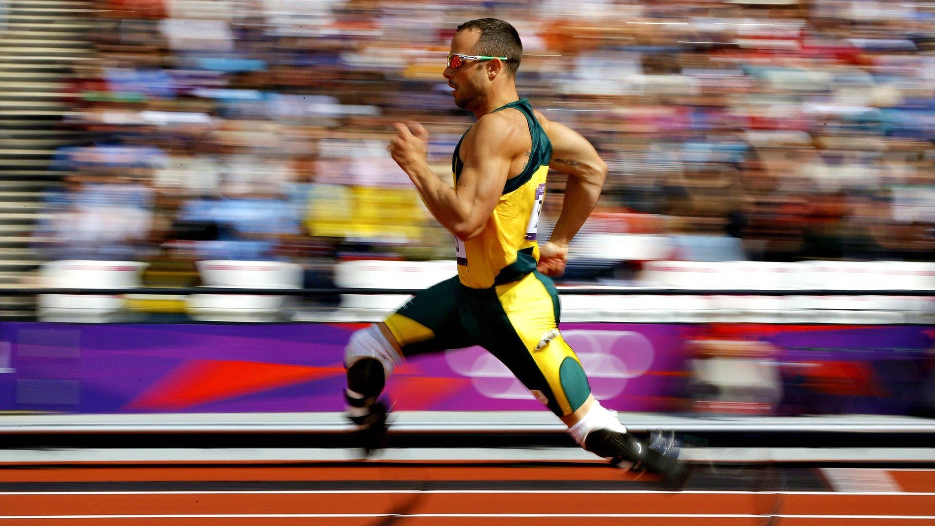 哈兰德连续得分拉开差距，雷恩节奏掌控墨西哥，足球世界的降维打击与战术革命